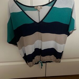 Lavish White and Green Crop Blouse Short Sleeve Relaxed
